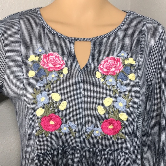 Kim Rogers Embroidered Top - Picture 3 of 13
